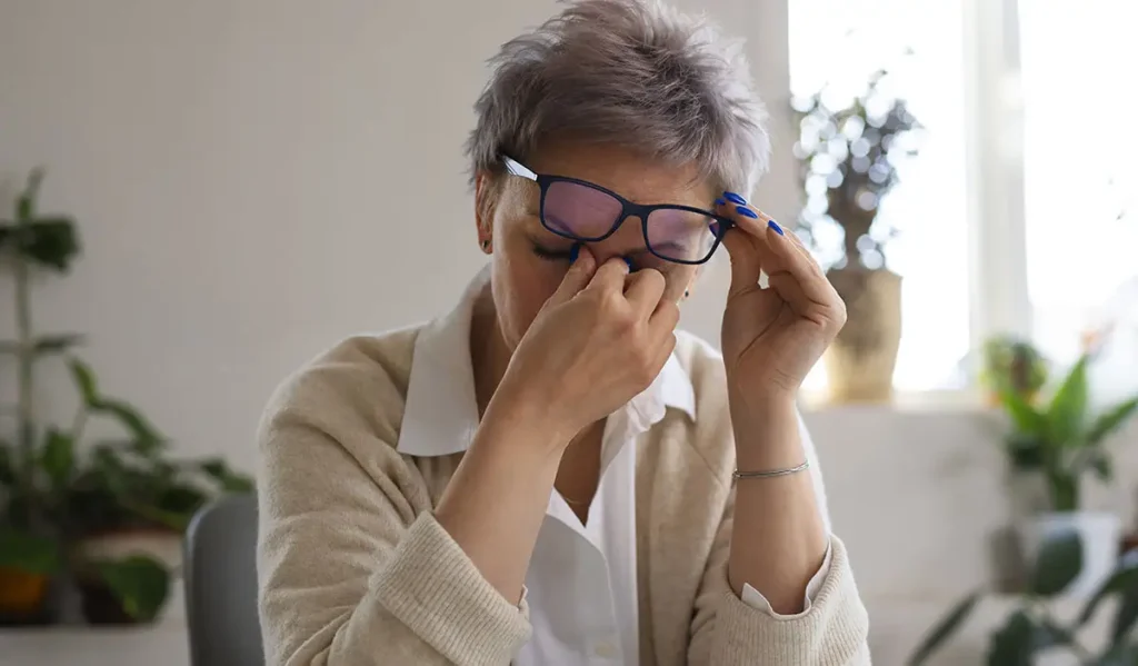lampi di luce negli occhi stress